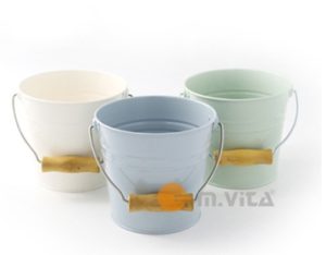 Bucket